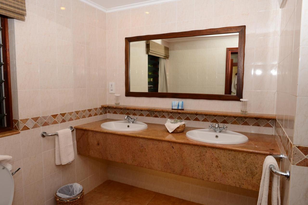 Kilaguni Serena Safari Lodge Tsavo Exterior photo